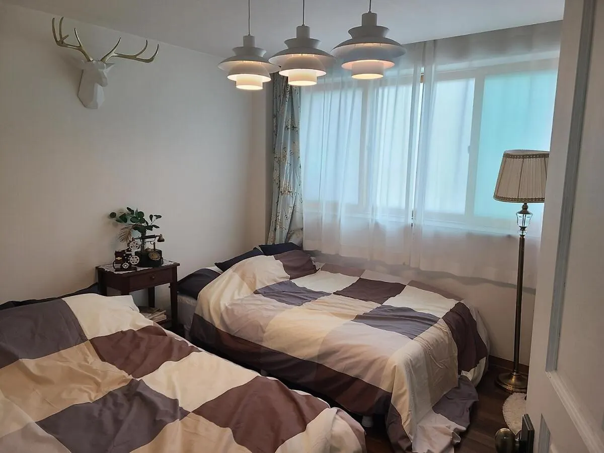 סיאול Revplace 0*,  קוריאה הדרומית