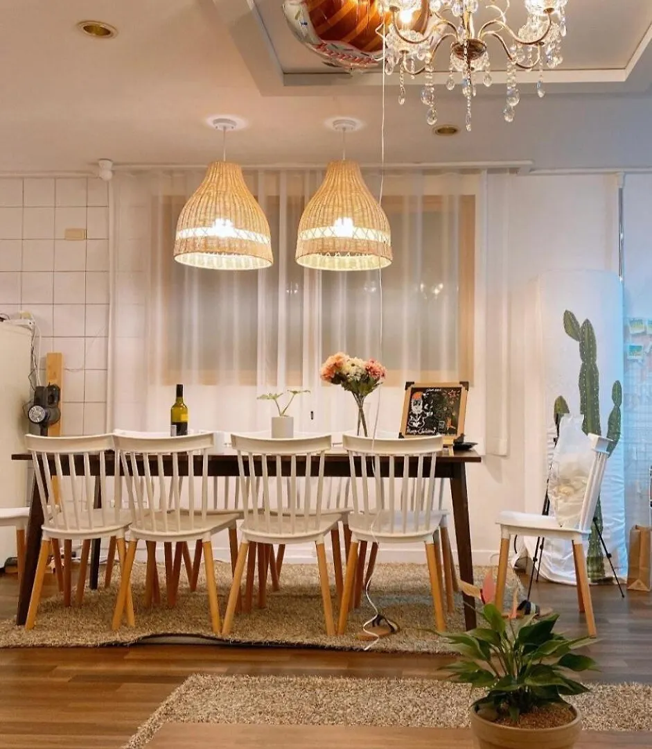 וילה סיאול Revplace